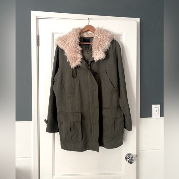 Smythe Anorak with Faux Fur Collar in M - Picture 3 of 5